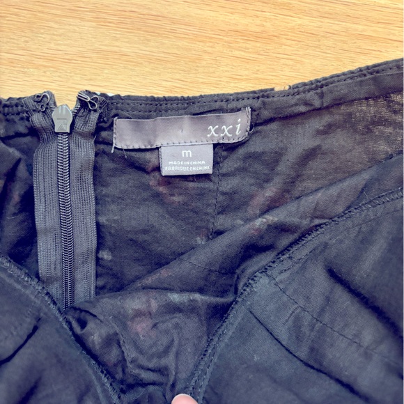 FOREVER 21 floral dress size M - Picture 3 of 3